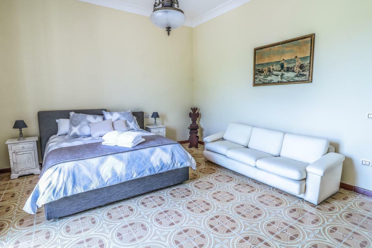 Scognamiglio Suites Ercolano Bagian luar foto